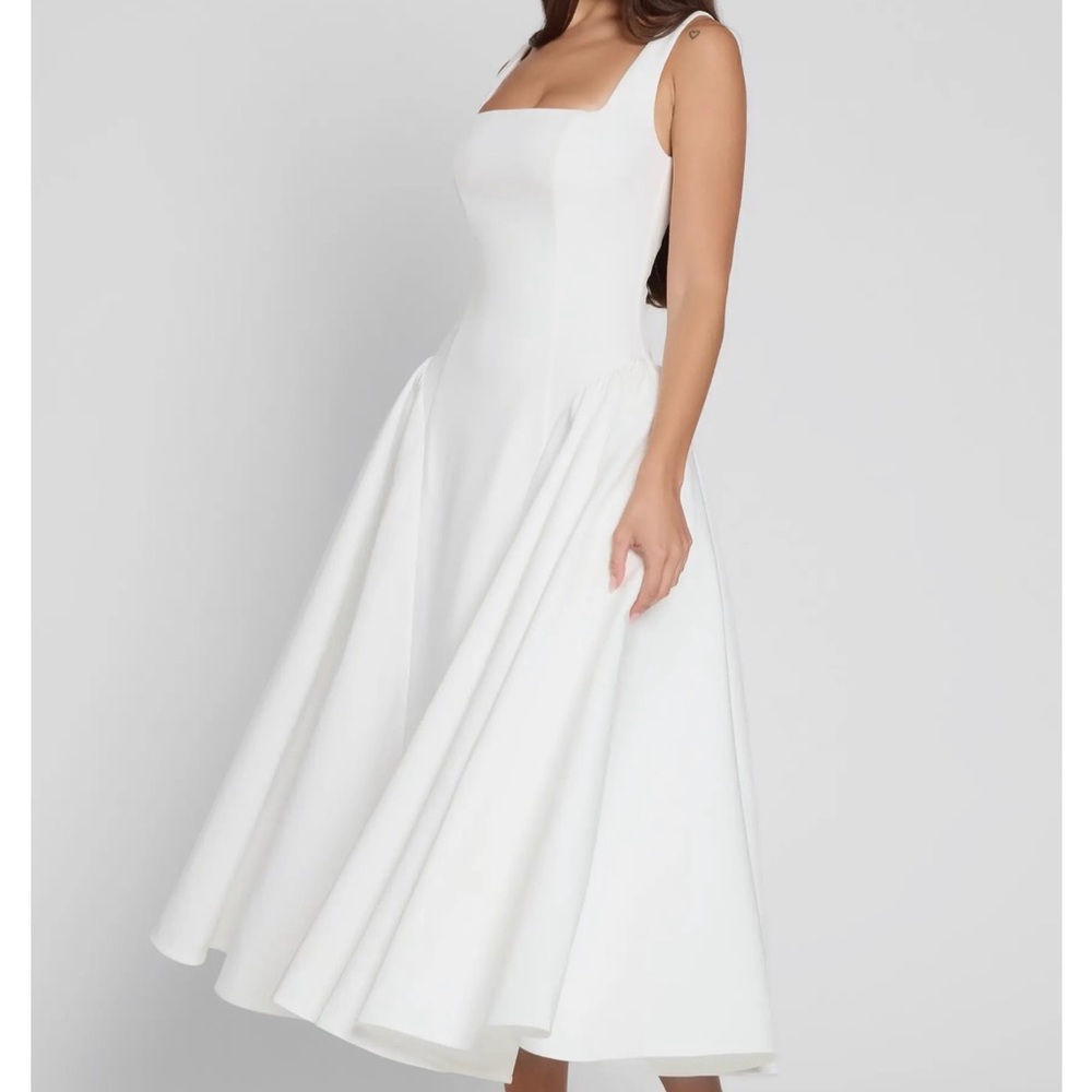 Chloe White Square-Neck Midi Dress - Picture 2 of 3
